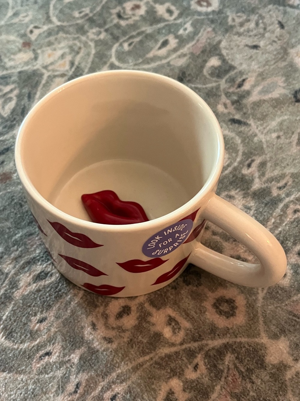 Room Essentials Stoneware Lips Mug featuring a 3D red lip detail inside 16oz